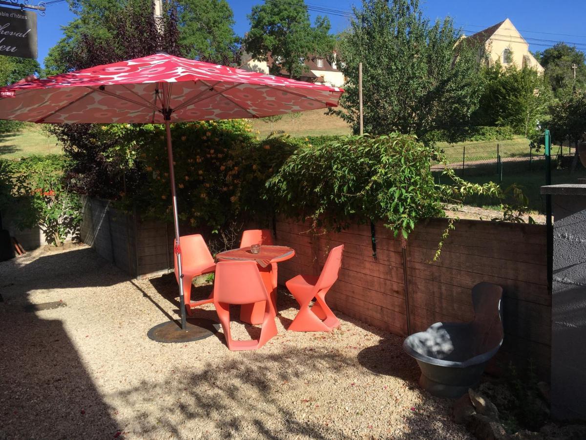 Au Cheval Bleu Bed and Breakfast Fontenay-près-Vézelay Eksteriør billede